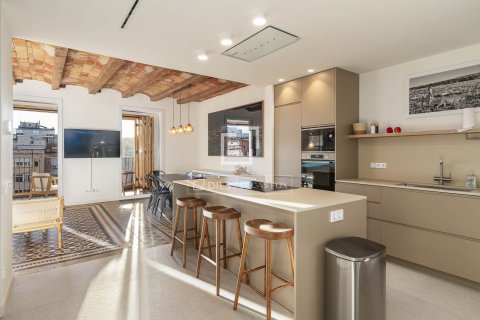 3 chambres apartment à vendre à Barcelona, Catalonia, Spain № 4073 - photo 9