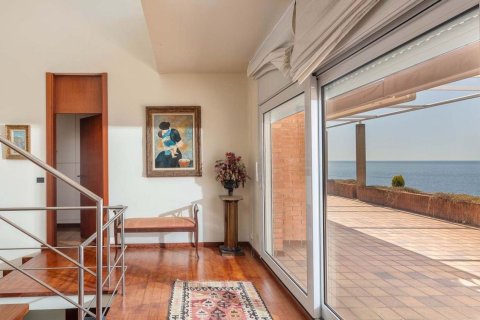 Купить дом в Бланес, Испания с 7 комнат, 428м², № 6192 - фото 7