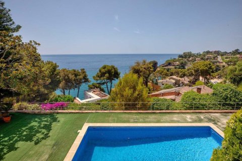 Купить дом в Бланес, Испания с 7 комнат, 428м², № 6192 - фото 23