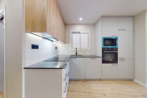 4 bedrooms apartment for sale in Barcelona, Catalonia, Spain № 6191 - photo 9