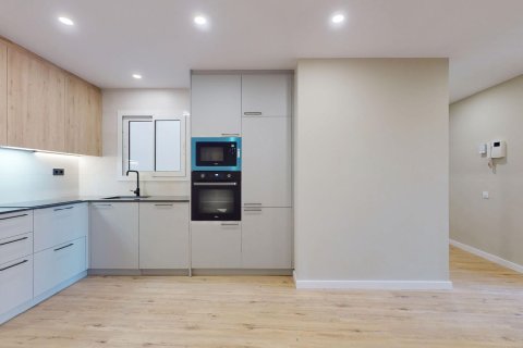 4 bedrooms apartment for sale in Barcelona, Catalonia, Spain № 6191 - photo 6