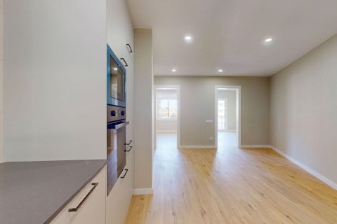 4 bedrooms apartment for sale in Barcelona, Catalonia, Spain № 6191 - photo 15