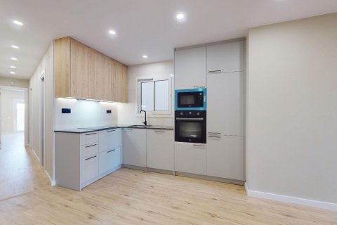 4 bedrooms apartment for sale in Barcelona, Catalonia, Spain № 6191 - photo 11