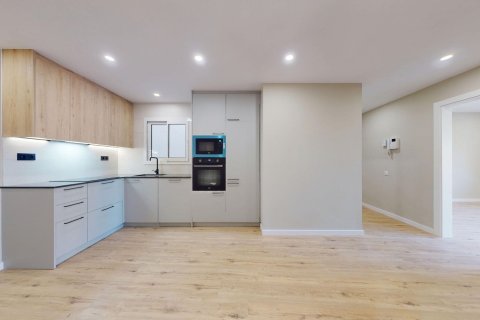 4 bedrooms apartment for sale in Barcelona, Catalonia, Spain № 6191 - photo 12