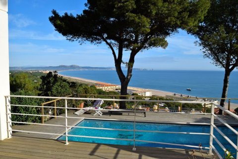 Купить дом в Бегур, Испания с 5 комнат, 396м², № 6196 - фото 3