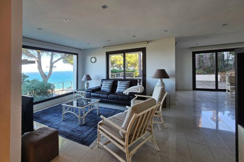 Купить дом в Бегур, Испания с 5 комнат, 396м², № 6196 - фото 9