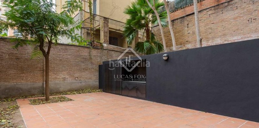 Квартира с 2 спальнями в Эшампле, Барселона, Каталония, Испания № 2752