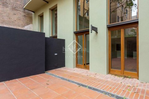 Купить квартиру в Эшампле, Испания с 2 спальни, 192м², № 2752 - фото 5