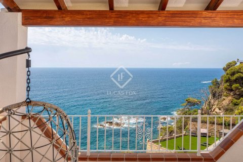 Купить виллу в Льорет-де-Мар, Испания с 5 спален, 284м², № 2756 - фото 14