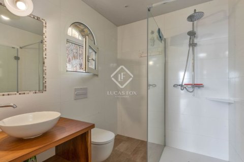 Купить виллу в Льорет-де-Мар, Испания с 5 спален, 284м², № 2756 - фото 20