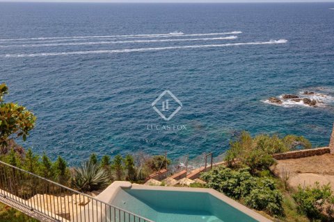 Купить виллу в Льорет-де-Мар, Испания с 5 спален, 284м², № 2756 - фото 24