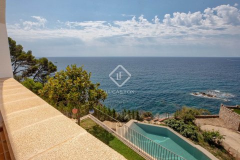 Купить виллу в Льорет-де-Мар, Испания с 5 спален, 284м², № 2756 - фото 23