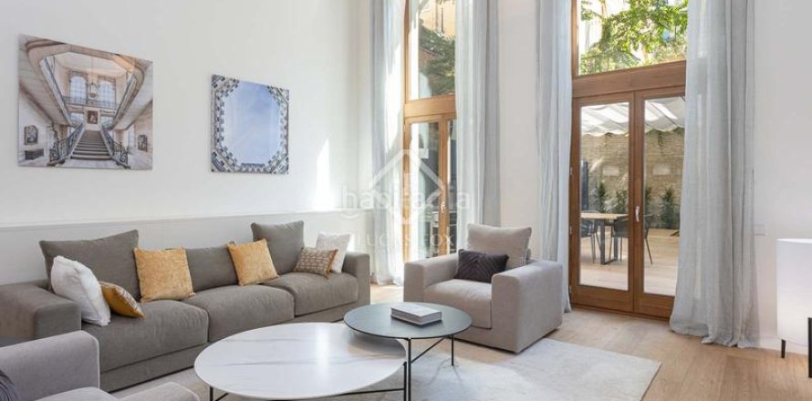 Кафе / ресторан с 3 спальнями в Эшампле, Барселона, Каталония, Испания № 2754