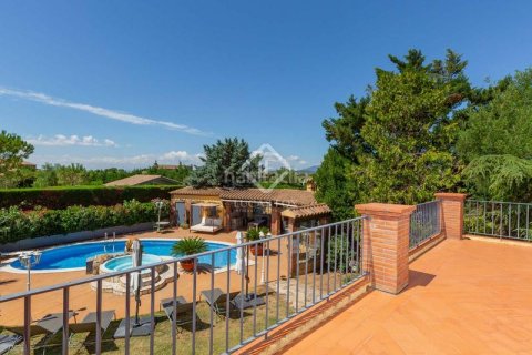 Купить дом в Пералада, Испания с 5 спален, 423м², № 2758 - фото 26