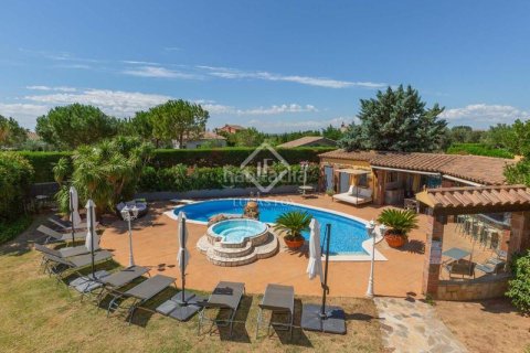 Купить дом в Пералада, Испания с 5 спален, 423м², № 2758 - фото 12