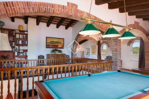 Купить дом в Пералада, Испания с 5 спален, 423м², № 2758 - фото 24