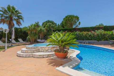 Купить дом в Пералада, Испания с 5 спален, 423м², № 2758 - фото 7