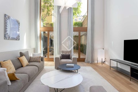 Купить кафе / ресторан в Старый город, Барселона, Испания с 3 спальни, 196м², № 2753 - фото 4