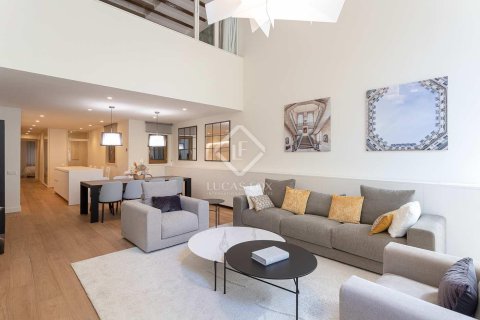 Купить кафе / ресторан в Старый город, Барселона, Испания с 3 спальни, 196м², № 2753 - фото 6