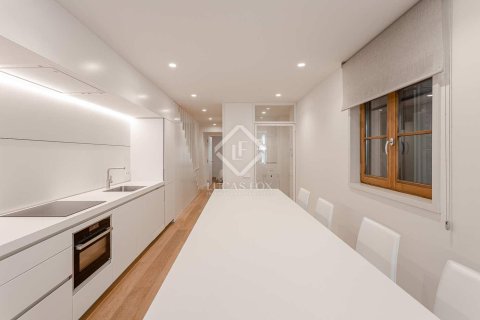 Купить кафе / ресторан в Старый город, Барселона, Испания с 3 спальни, 196м², № 2753 - фото 18