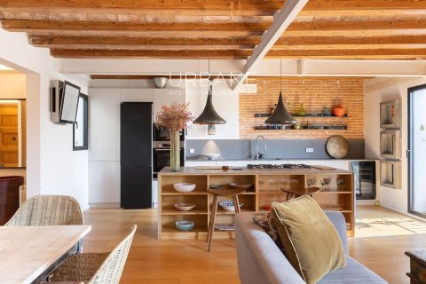 Квартира с 2 спальнями в Старый городе, Барселона, Каталония, Испания № 2650