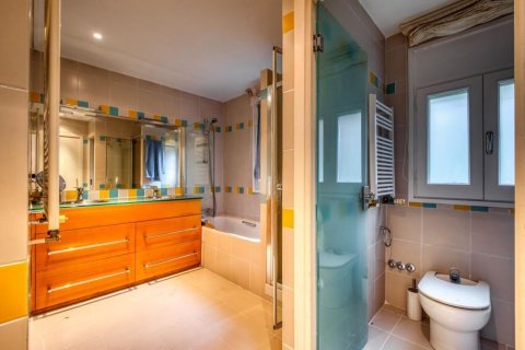 Купить дом в Сан-Кугат-дель-Вальес, Испания с 7 комнат, № 1438 - фото 30