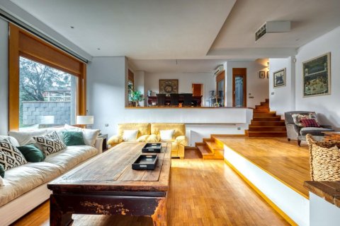 Купить дом в Сан-Кугат-дель-Вальес, Испания с 7 комнат, № 1438 - фото 3