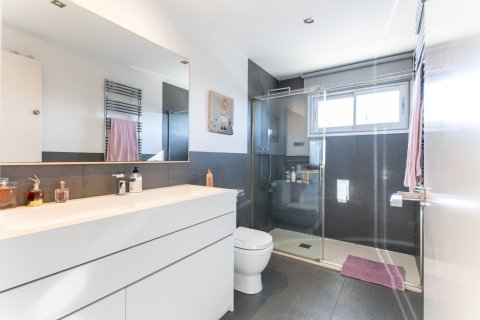 Сasa de 5 dormitorios en venta en Sant Cugat del Vallès, Barcelona, Cataluña, Spain № 1439 - foto 15