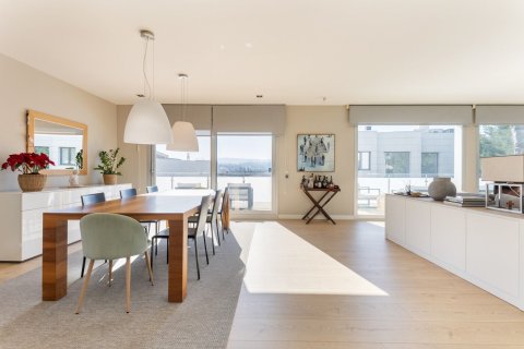 Сasa de 5 dormitorios en venta en Sant Cugat del Vallès, Barcelona, Cataluña, Spain № 1439 - foto 3