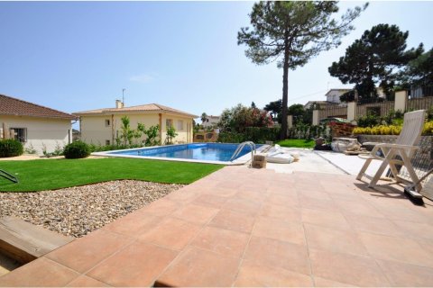 Купить дом в Льорет-де-Мар, Испания с 9 комнат, № 1362 - фото 10