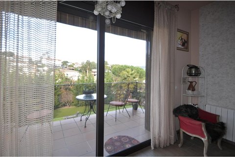 Сasa de 5 dormitorios en venta en Lloret de Mar, Gerona, Cataluña, Spain № 1361 - foto 16