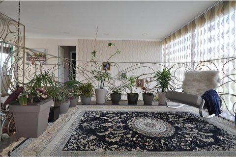 Сasa de 5 dormitorios en venta en Lloret de Mar, Gerona, Cataluña, Spain № 1361 - foto 28