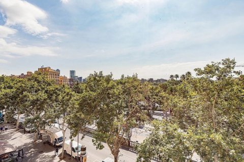 Apartamento de 2 dormitorios en venta en Barcelona, Cataluña, Spain № 1364 - foto 14