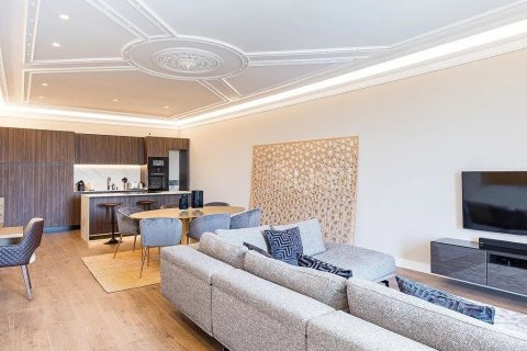 Apartamento de 2 dormitorios en venta en Barcelona, Cataluña, Spain № 1364 - foto 4