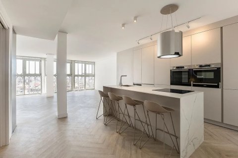 Квартира с 2 спальнями в Барселоне, Каталония, Испания № 1366