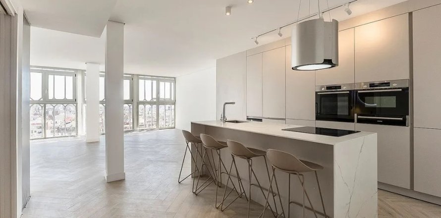 Квартира с 2 спальнями в Барселоне, Каталония, Испания № 1366