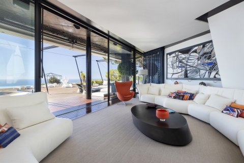 Купить квартиру в Сан-Андреу-де-Льяванерес, Испания с 8 комнат, № 1367 - фото 7