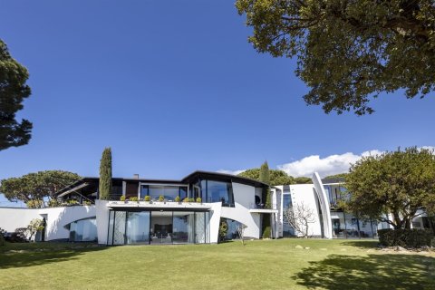 Купить квартиру в Сан-Андреу-де-Льяванерес, Испания с 8 комнат, № 1367 - фото 5