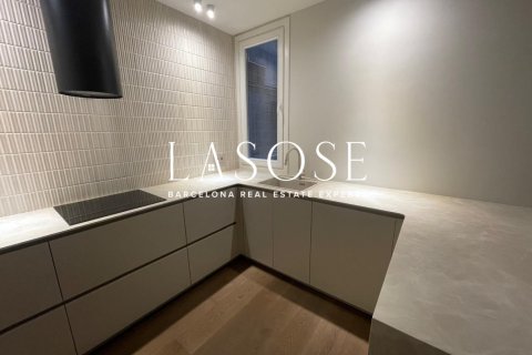 Купить квартиру в Эшампле, Испания с 3 спальни, 147м², № 2467 - фото 7