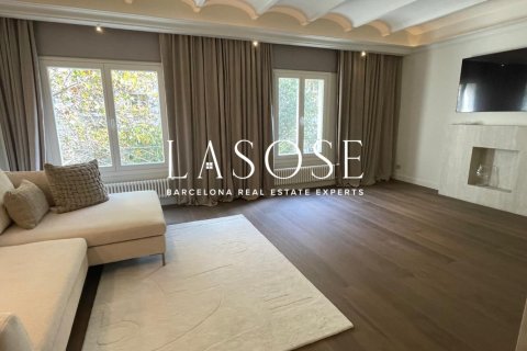 Купить квартиру в Эшампле, Испания с 3 спальни, 147м², № 2467 - фото 9