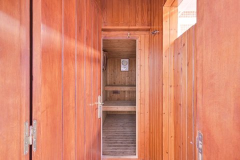 Купить дом в Бланес, Испания с 5 спален, 654м², № 2470 - фото 19