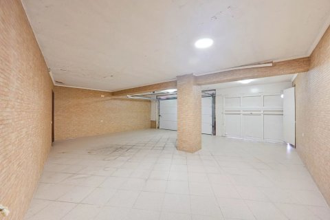 Купить дом в Бланес, Испания с 5 спален, 654м², № 2470 - фото 18