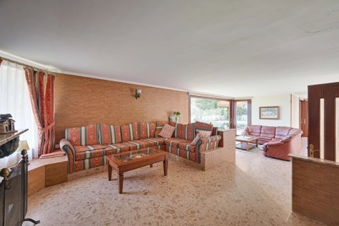 Купить дом в Бланес, Испания с 5 спален, 654м², № 2470 - фото 27