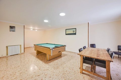 Купить дом в Бланес, Испания с 5 спален, 654м², № 2470 - фото 2