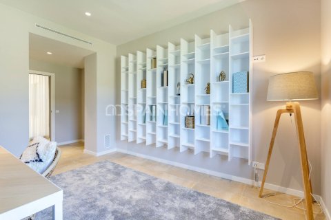 Купить квартиру в Бегур, Испания с 5 комнат, 121м², № 1087 - фото 17