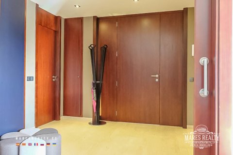 Купить виллу в Льорет-де-Мар, Испания с 5 спален, 350м², № 992 - фото 16