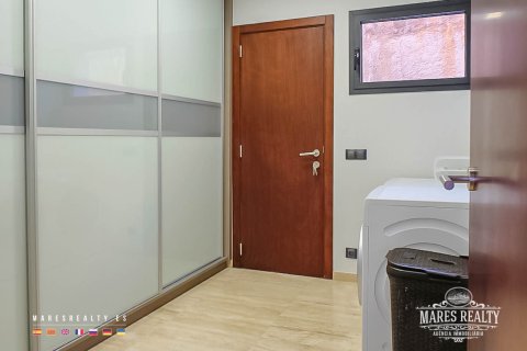 Купить виллу в Льорет-де-Мар, Испания с 5 спален, 350м², № 992 - фото 20