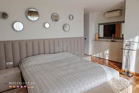 Купить виллу в Льорет-де-Мар, Испания с 5 спален, 350м², № 992 - фото 12