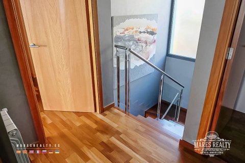 Купить виллу в Льорет-де-Мар, Испания с 5 спален, 350м², № 992 - фото 11