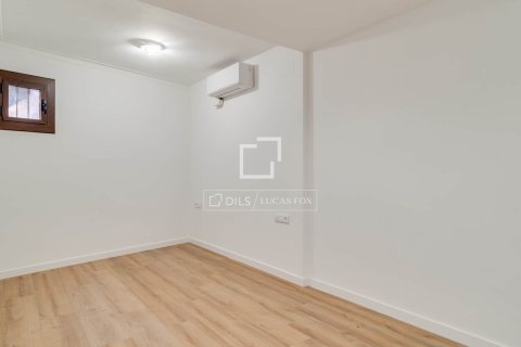 2 bedrooms apartment for sale in Barcelona, Catalonia, Spain № 7141 - photo 11